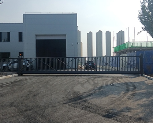 沈陽康特機電設備有限公司P705 長18米