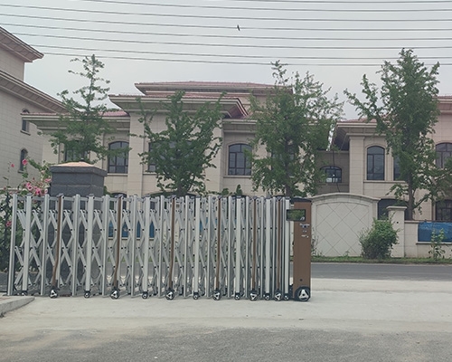 騰鰲鎮中心養老院 (鞍山)